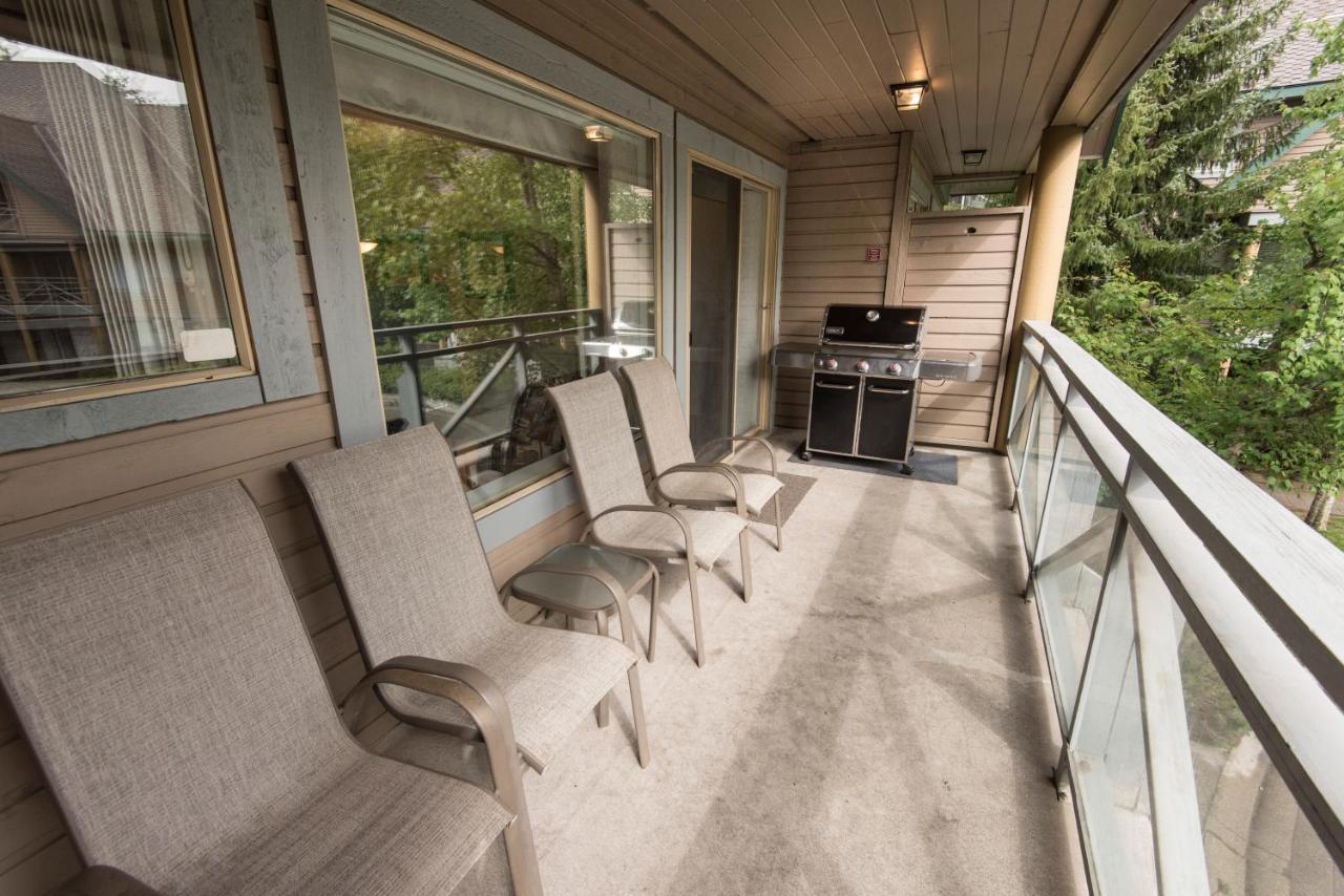 Valhalla Vacations At Whistler Exteriör bild