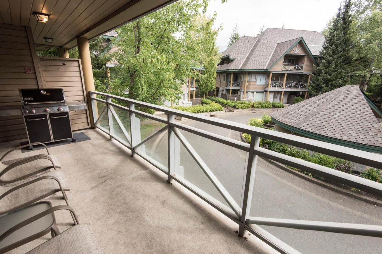 Valhalla Vacations At Whistler Exteriör bild