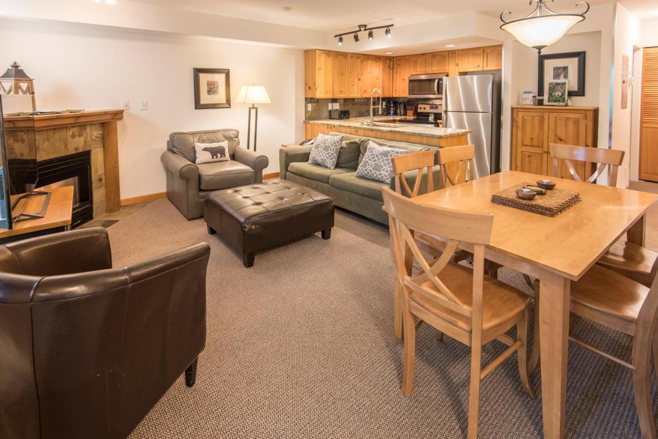 Valhalla Vacations At Whistler Exteriör bild