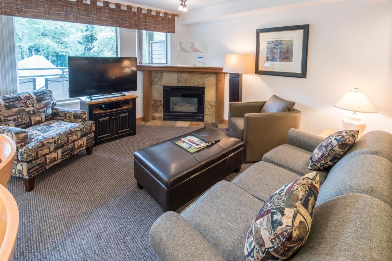 Valhalla Vacations At Whistler Exteriör bild