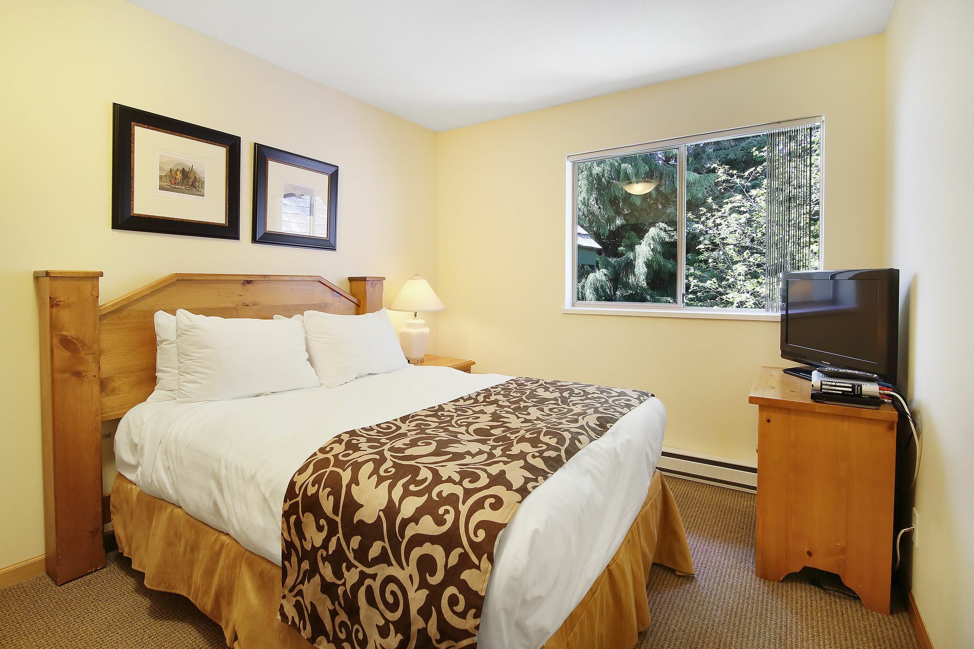 Valhalla Vacations At Whistler Exteriör bild